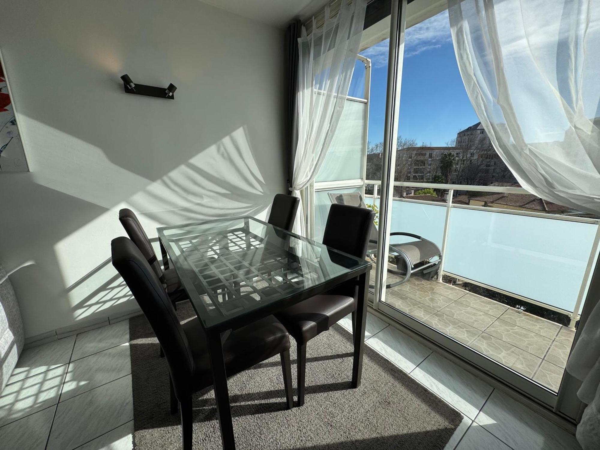 Appartement Port Marianne Montpellier Kültér fotó